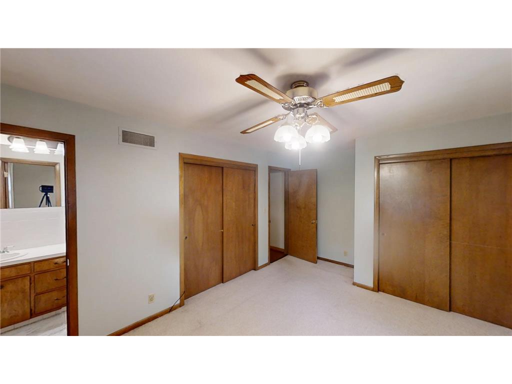 1518 Elm Street Albert Lea MN 56007 6785923 image24