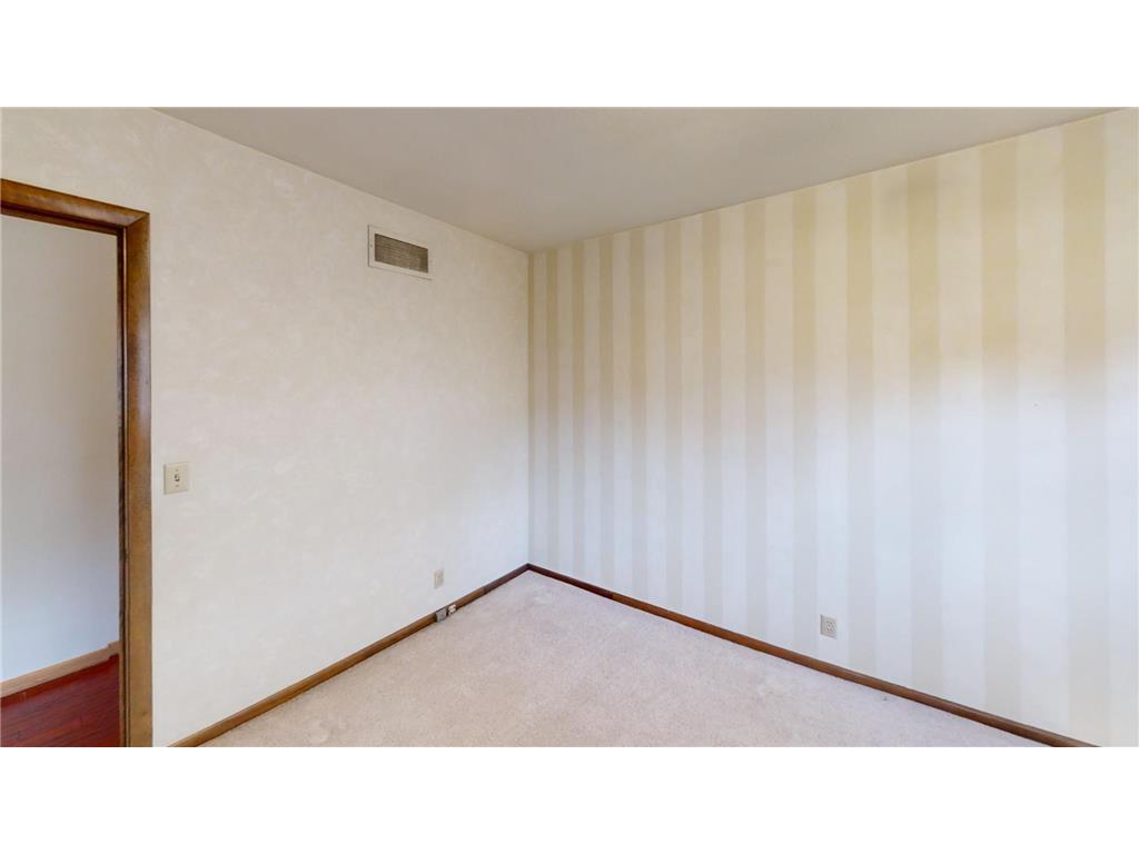 1518 Elm Street Albert Lea MN 56007 6785923 image32