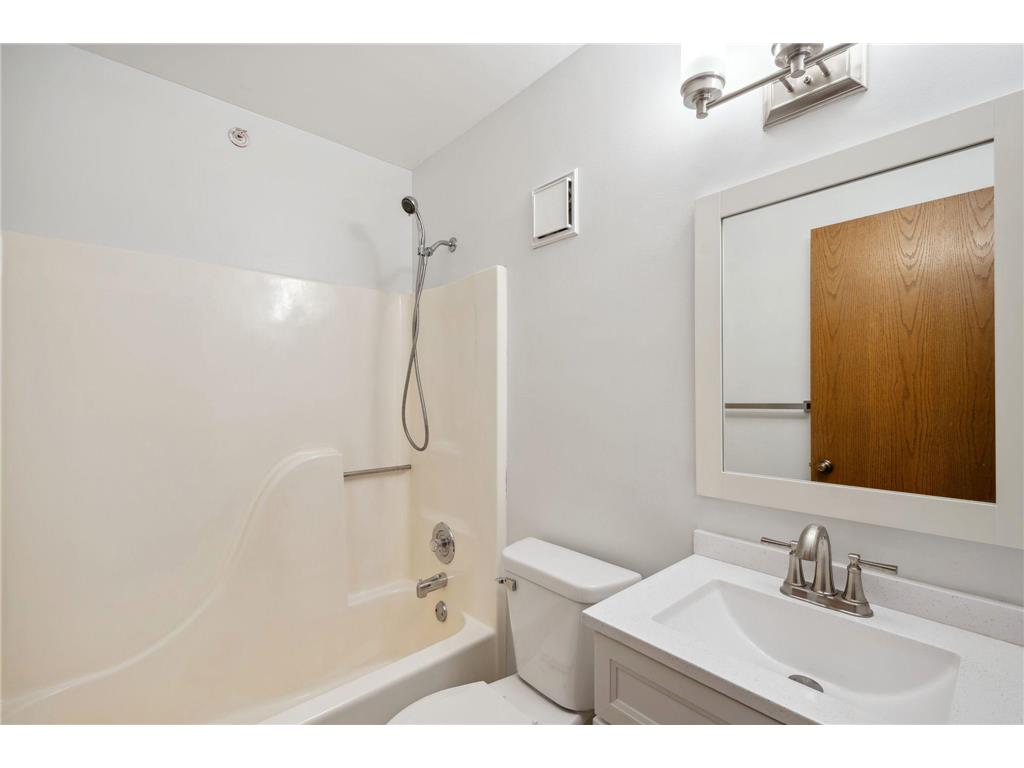 15188 Patricia Court Eden Prairie MN 55346 6732552 image13