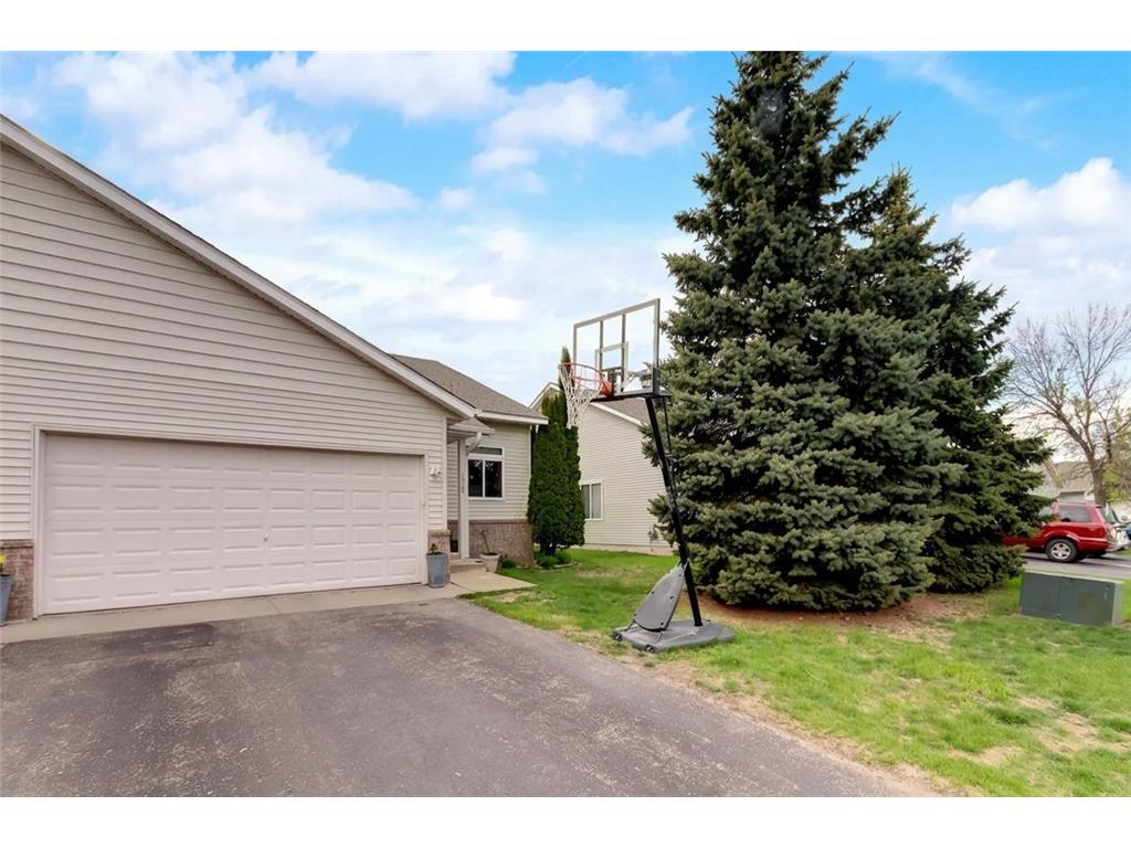 1519 Balinese Street Shakopee MN 55379 7069128 image2