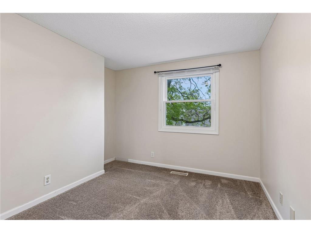 152 Avignon Court Woodbury MN 55125 7076118 image15