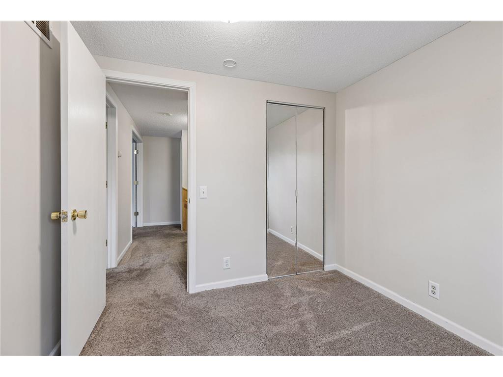 152 Avignon Court Woodbury MN 55125 7076118 image16