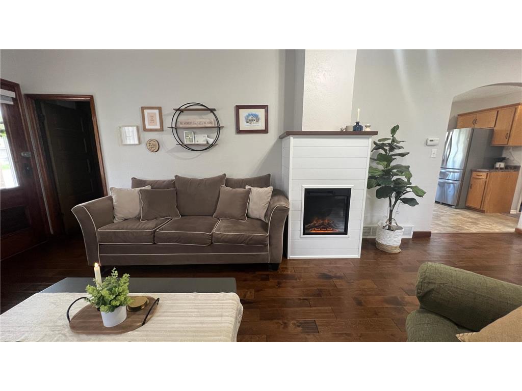 152 Broadway Street W Rockville MN 56369 7078398 image9