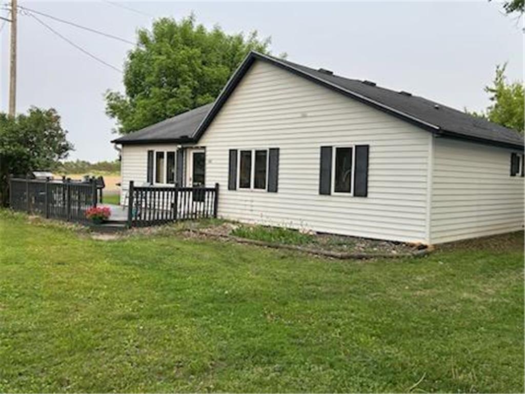 152 South Avenue E Clear Lake WI 54005 6744100 image1