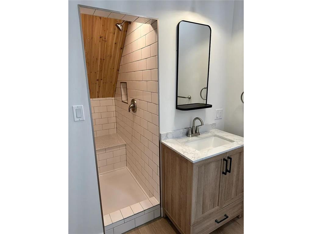 152 Winifred Street West #Unit 2 (Upper) Saint Paul MN 55107 7100409 image11