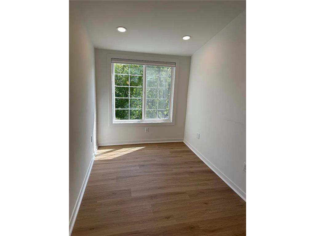 152 Winifred Street West #Unit 2 (Upper) Saint Paul MN 55107 7100409 image3