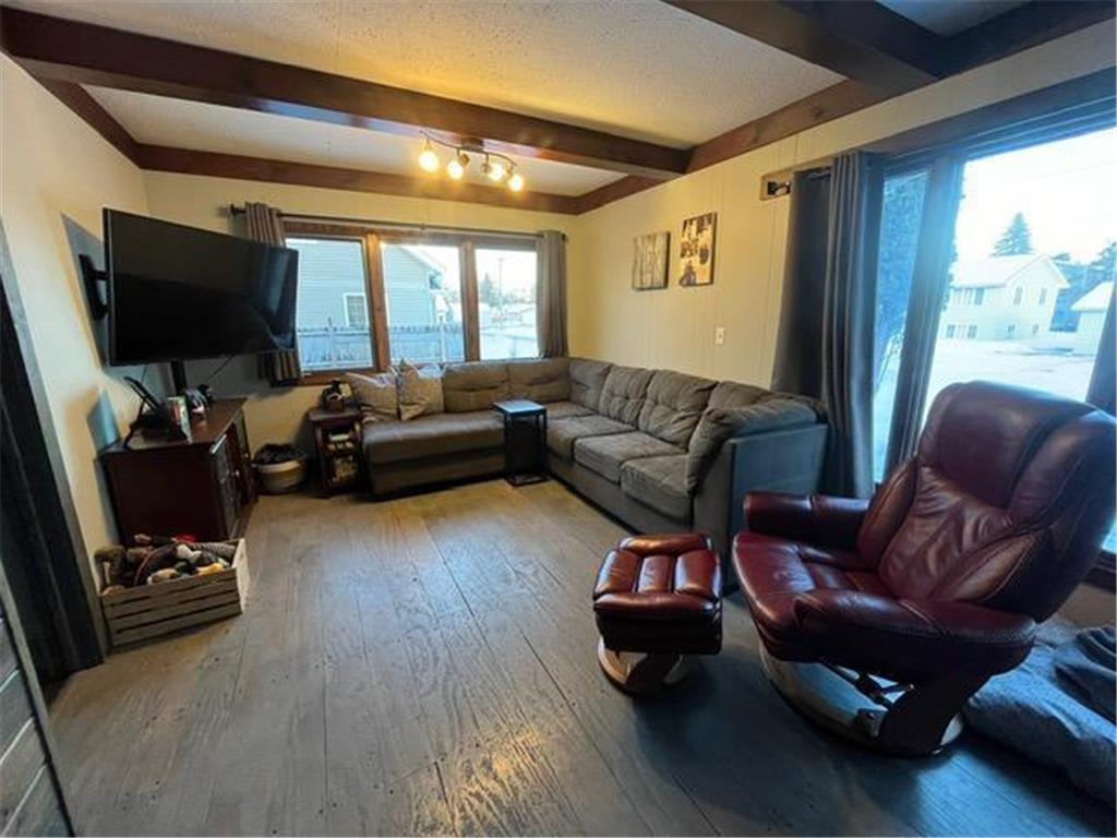 1520 10th Avenue International Falls MN 56649 7006673 image3