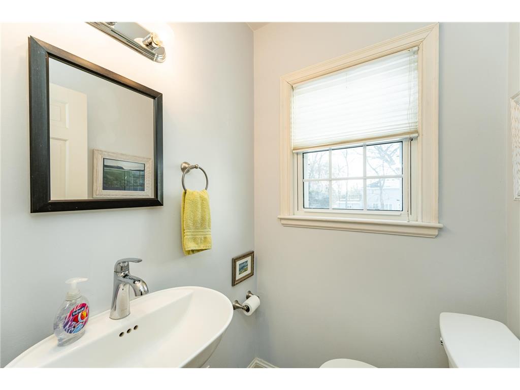 1520 5th Street SW Rochester MN 55902 7008814 image10