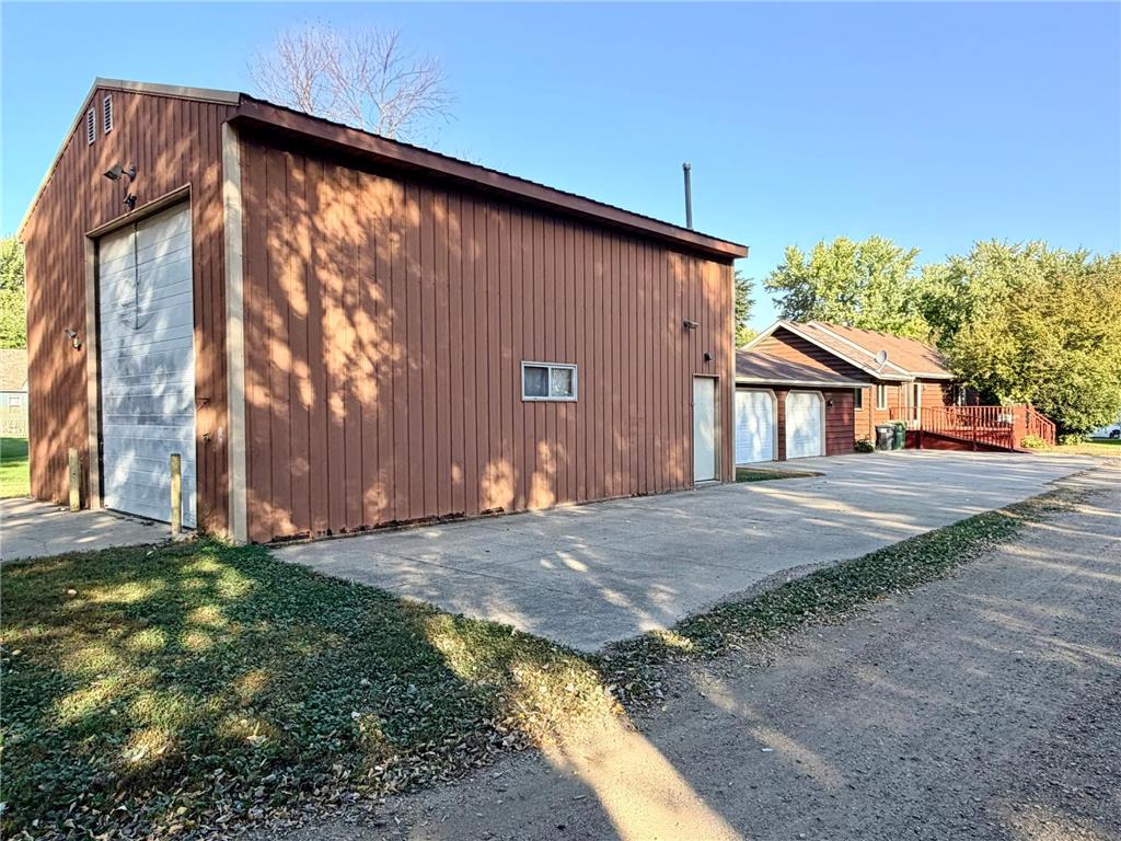 1520 Clary Street Worthington MN 56187 6798241 image28