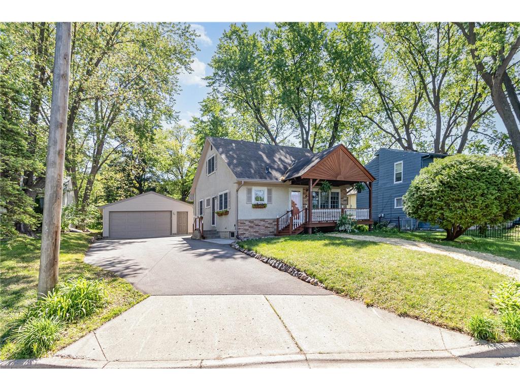 1520 Furness Parkway Saint Paul MN 55119 6727498 image1