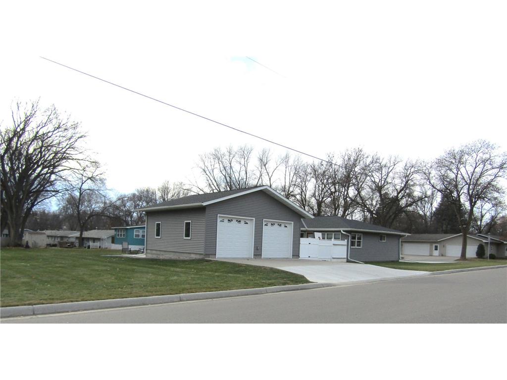 1520 N 6th Street Montevideo MN 56265 6822418 image2