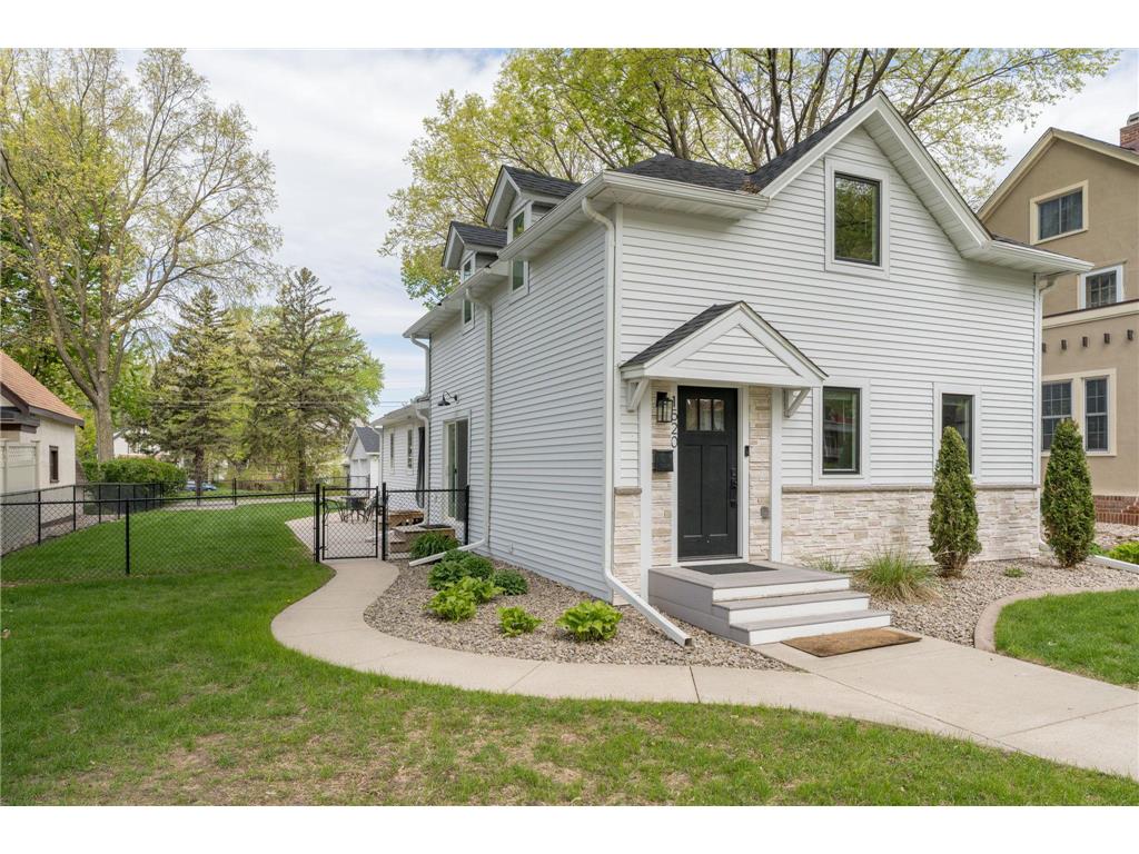1520 N Broad Street Mankato MN 56001 7074290 image4