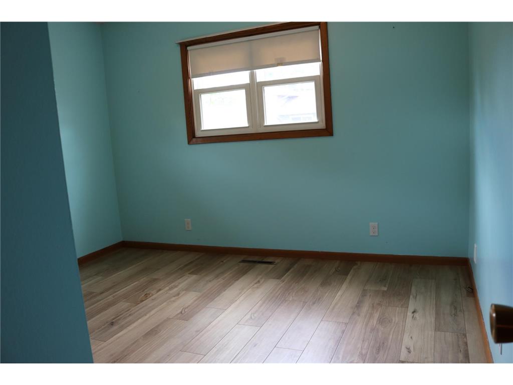 1520 N Elm Street Fairmont MN 56031 6784486 image18