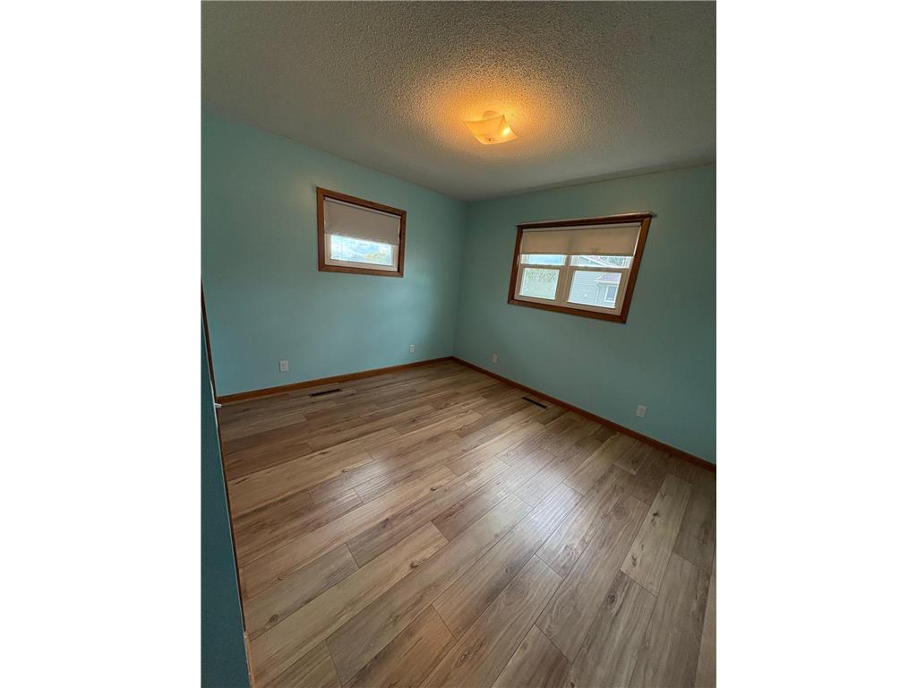 1520 N Elm Street Fairmont MN 56031 6784486 image19