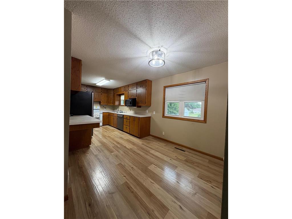 1520 N Elm Street Fairmont MN 56031 6784486 image6