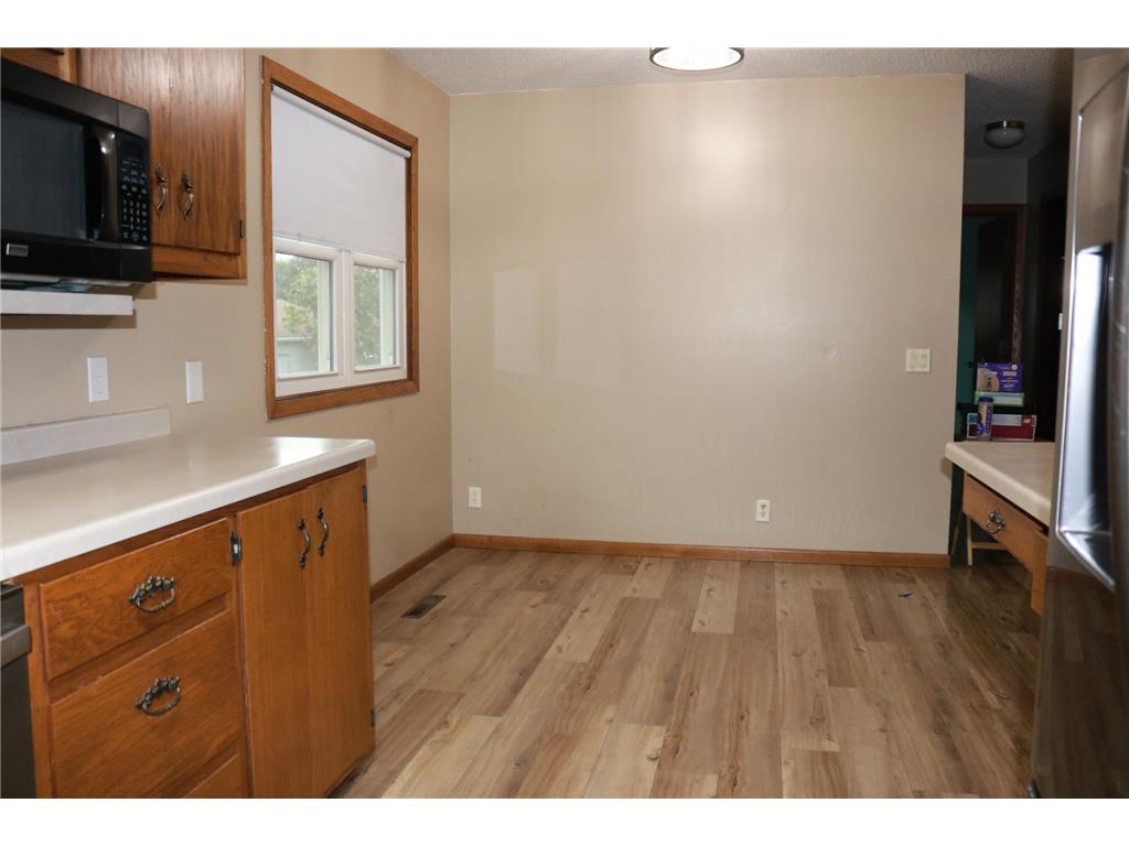 1520 N Elm Street Fairmont MN 56031 6784486 image7