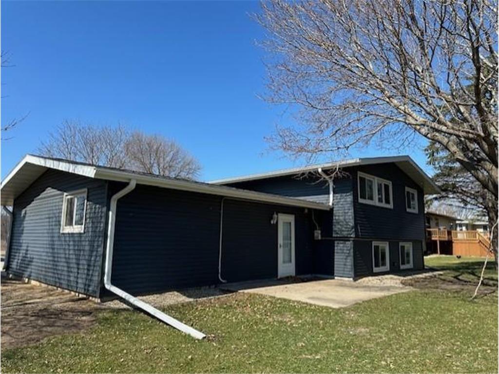 1520 River Road, Windom, MN, 56101 MLS 6520520 Edina Realty