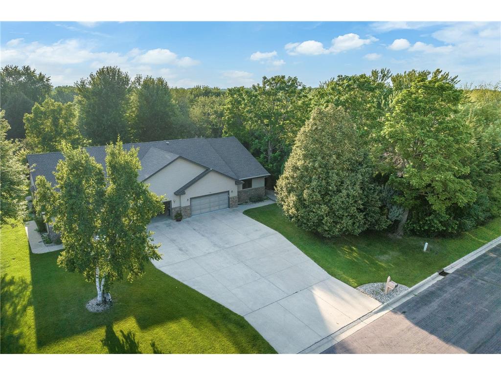 1520 Southgate Drive Fairmont MN 56031 6768196 image1