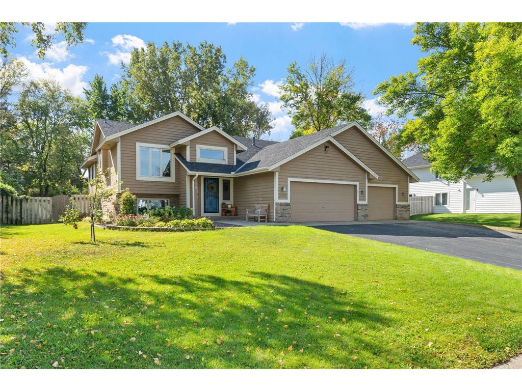 15201 82nd Avenue N Maple Grove MN 55311 6784070 image1