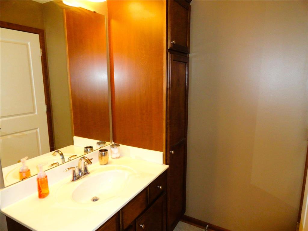 15207 60th Avenue N Plymouth MN 55446 7045555 image24