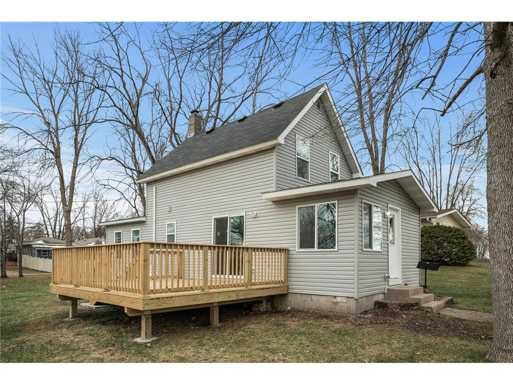 1521 Desoto Avenue N Glencoe MN 55336 6634591 image1