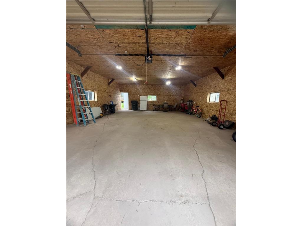 1521 Desoto Avenue N Glencoe MN 55336 7086512 image22