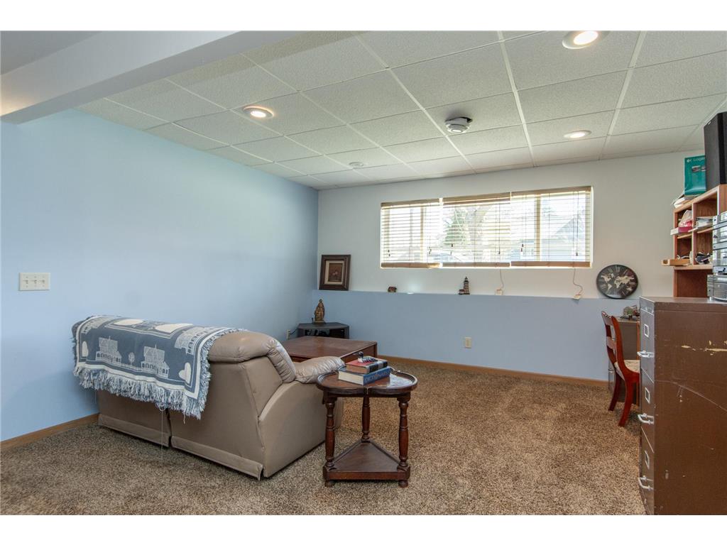 1521 Pine Street Brainerd MN 56401 7064745 image32
