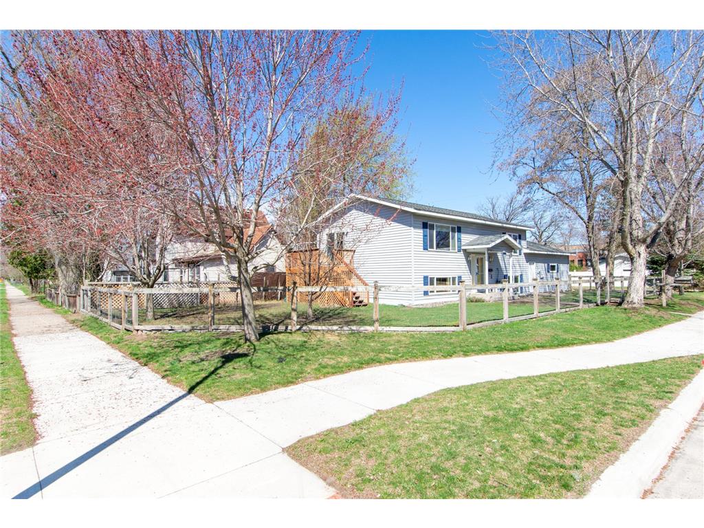 1521 Pine Street Brainerd MN 56401 7064745 image5