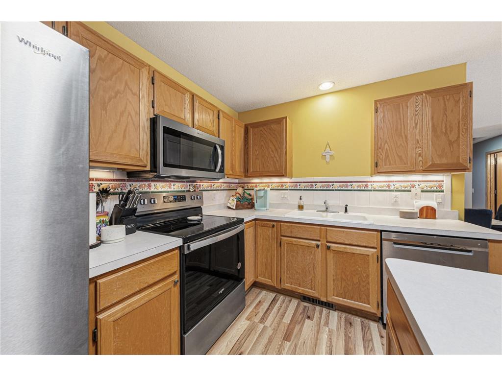 15215 Greenhaven Way Burnsville MN 55306 7042780 image14