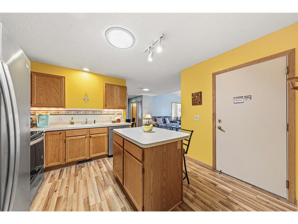 15215 Greenhaven Way Burnsville MN 55306 7042780 image17