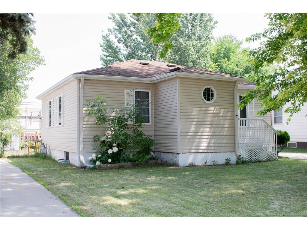 1522 13 1/2 Street S Fargo ND 58103 7109267 image2