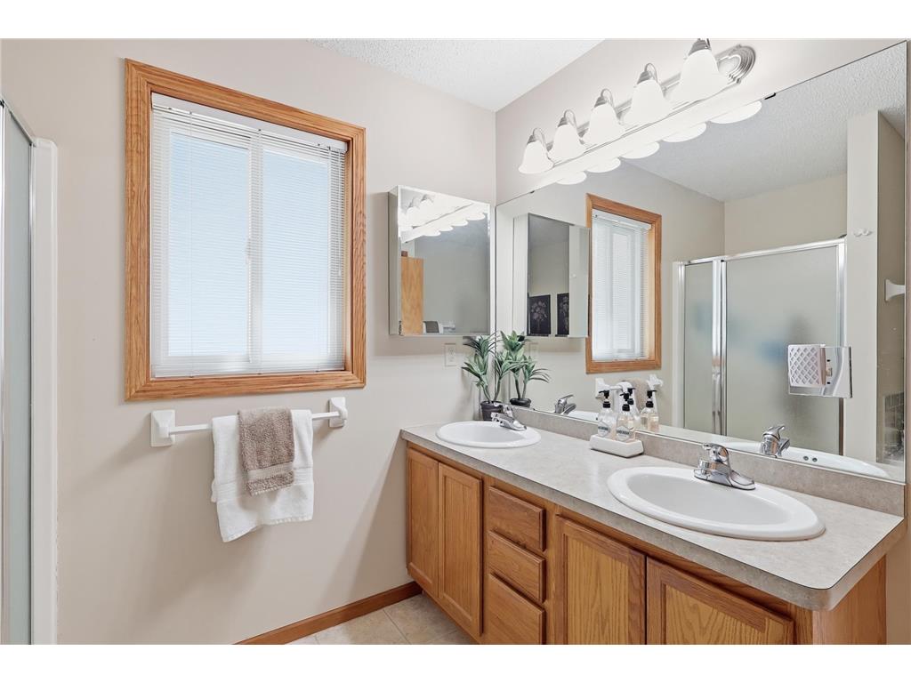 1522 132nd Avenue NW Coon Rapids MN 55448 7045402 image14