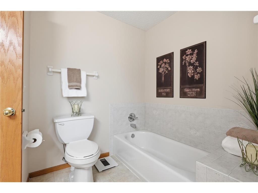 1522 132nd Avenue NW Coon Rapids MN 55448 7045402 image15