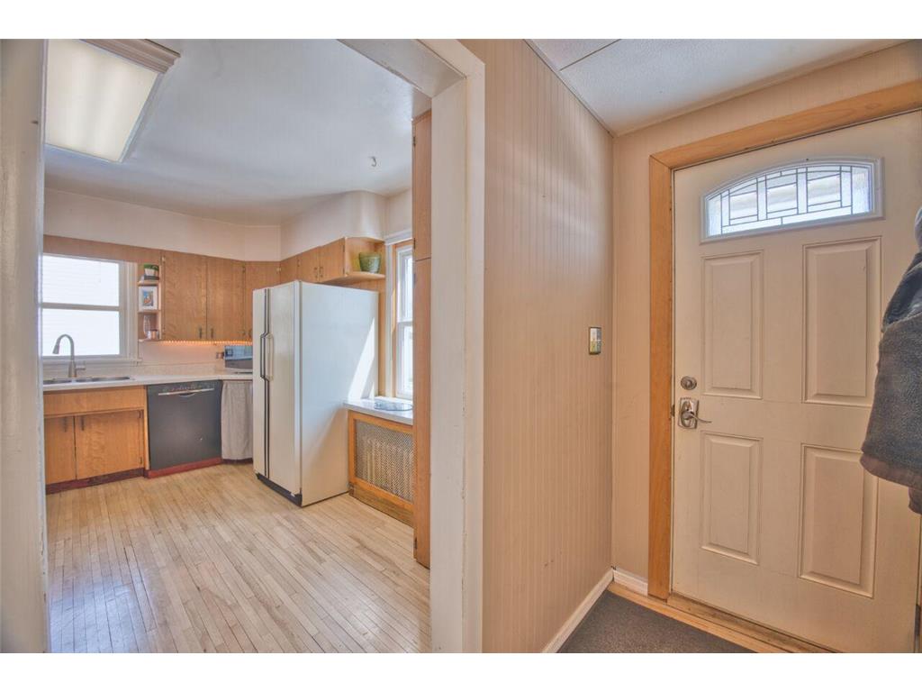 1522 13th Avenue E Hibbing MN 55746 7049757 image13