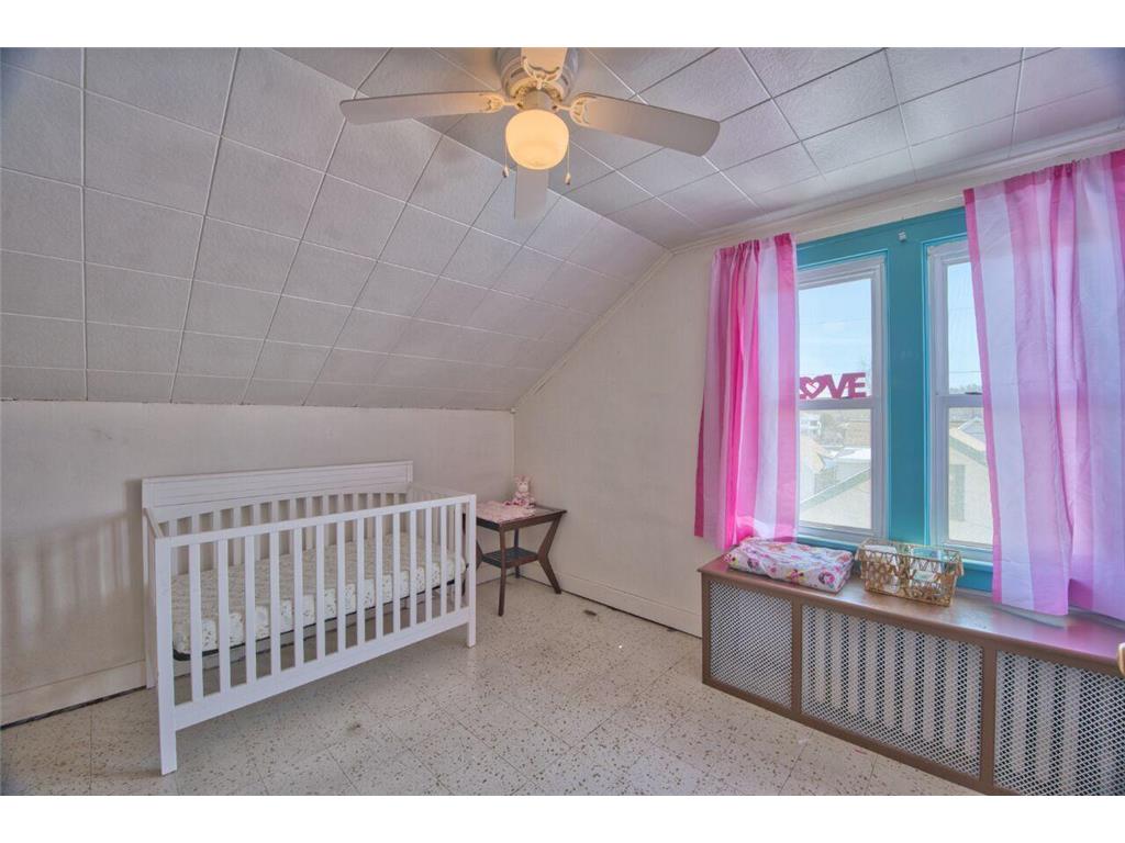 1522 13th Avenue E Hibbing MN 55746 7049757 image14