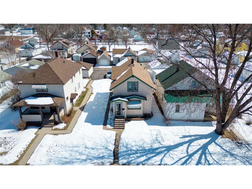 1522 13th Avenue E Hibbing MN 55746 7049757 image34