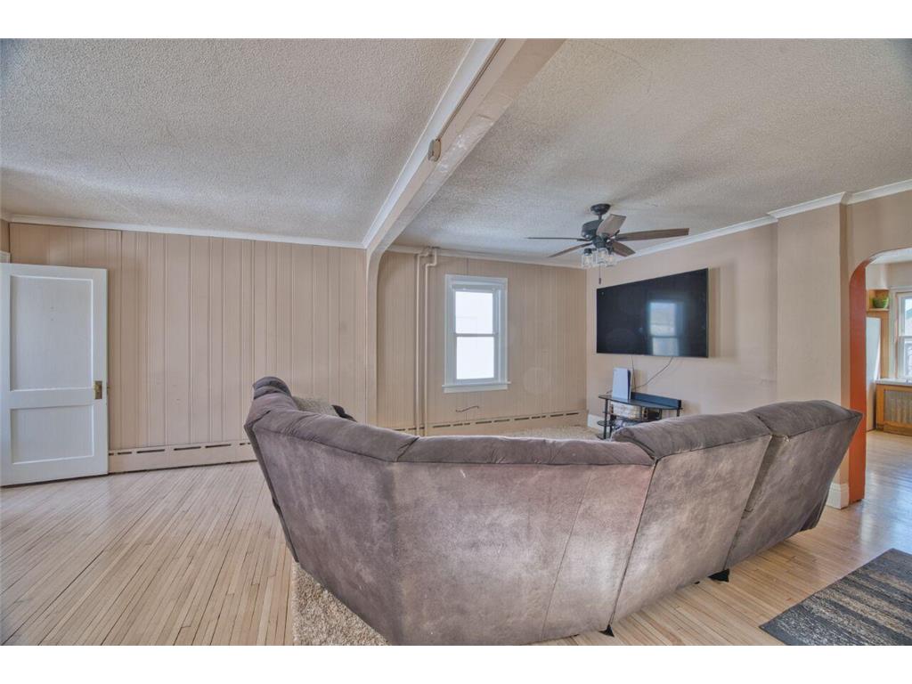 1522 13th Avenue E Hibbing MN 55746 7049757 image5