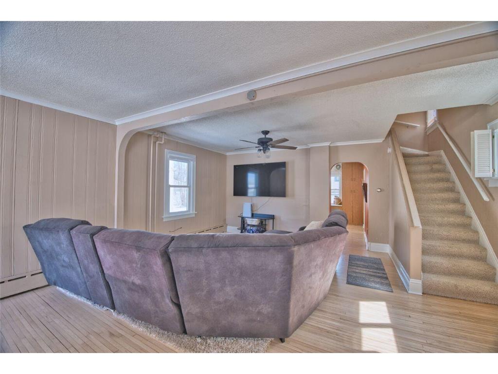 1522 13th Avenue E Hibbing MN 55746 7049757 image6