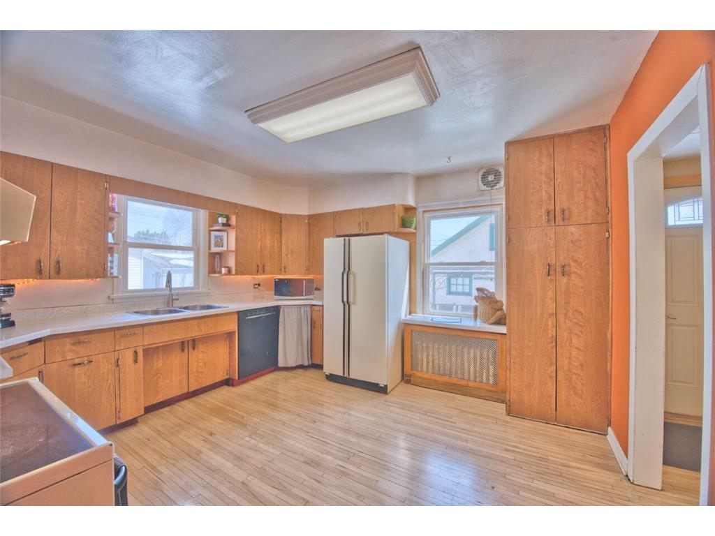 1522 13th Avenue E Hibbing MN 55746 7049757 image7