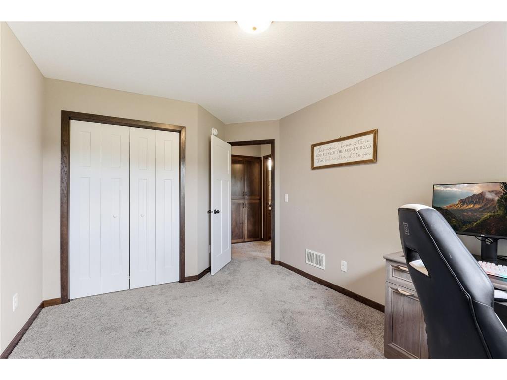 1522 35th Avenue SW Cambridge MN 55008 7053890 image20