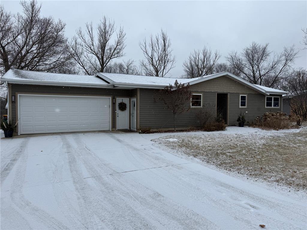 1522 Elm Street Albert Lea MN 56007 6647888 image1