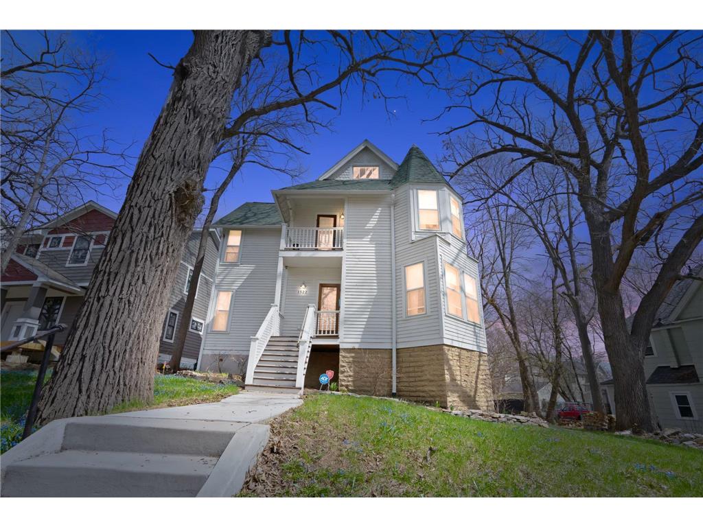 1522 Hillside Avenue N Minneapolis MN 55411 6356558 image1