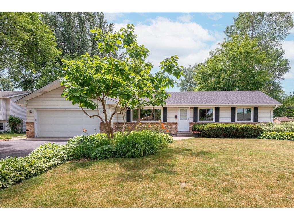 1522 Sherren Avenue E, Maplewood, MN, 55109 MLS 6218854 Edina Realty