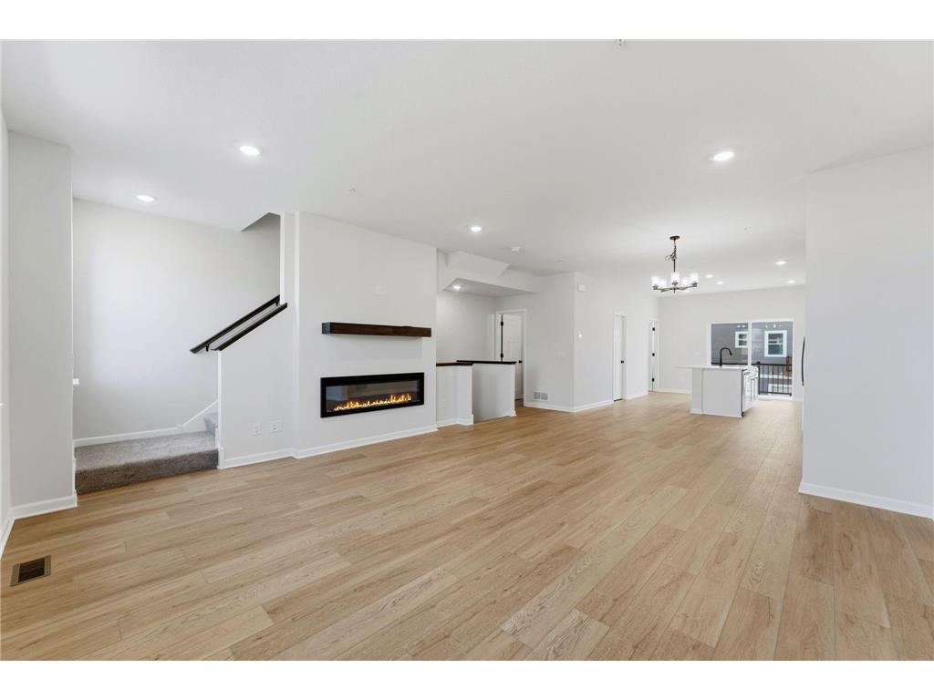 1522 Traverse Lane West Saint Paul MN 55118 7004990 image6