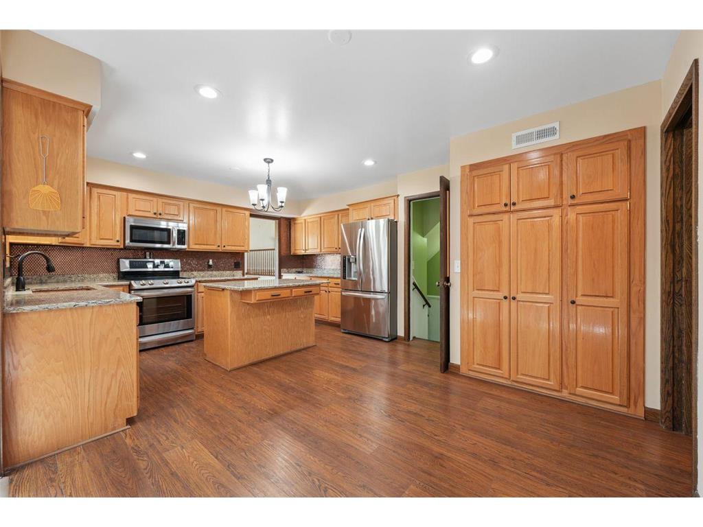 15221 Crestview Lane Minnetonka MN 55345 7066682 image11