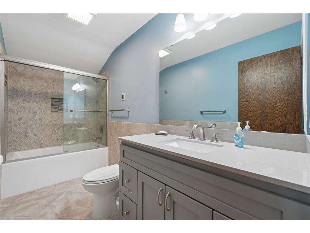 15221 Crestview Lane Minnetonka MN 55345 7066682 image29