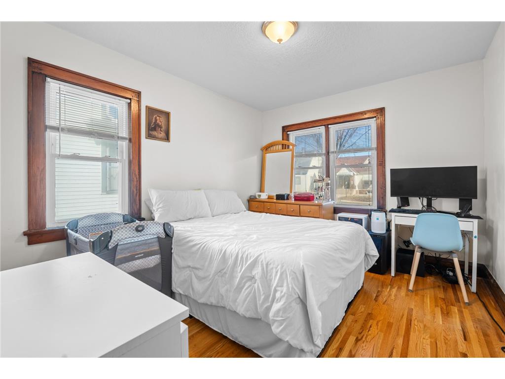 1523 Queen Avenue N Minneapolis MN 55411 7050347 image13