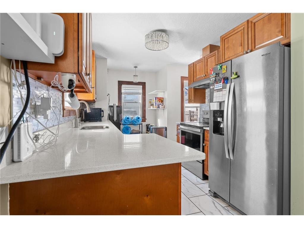 1523 Queen Avenue N Minneapolis MN 55411 7050347 image8