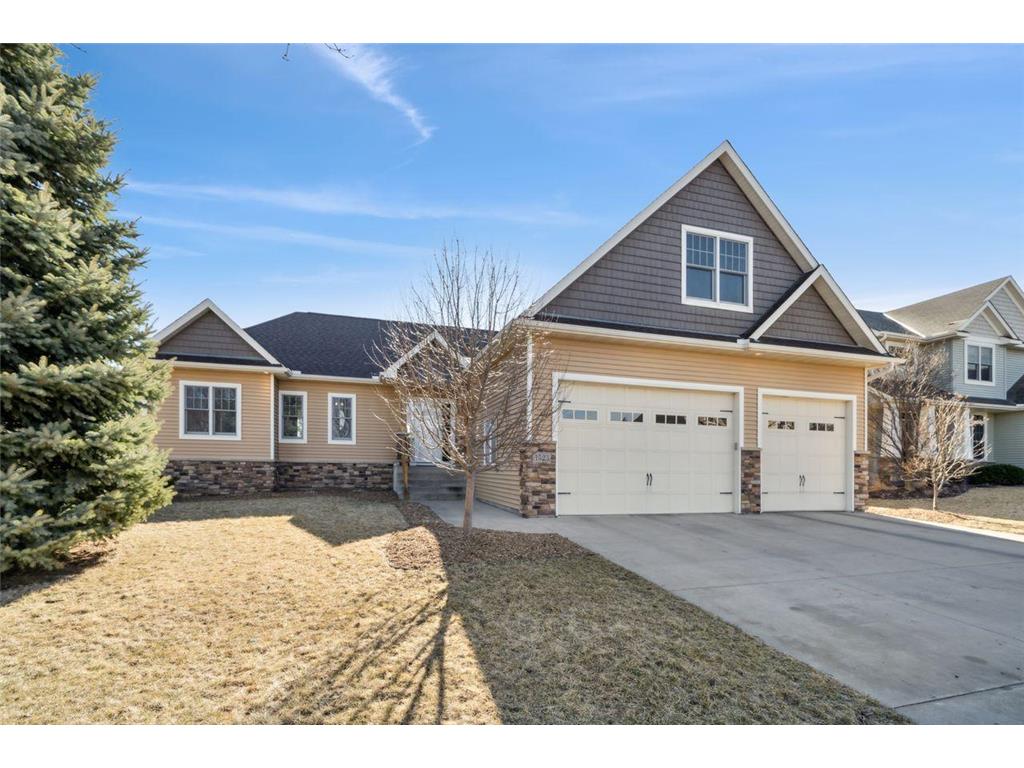 1523 Sparrow Road Waconia MN 55387 6679758 image1