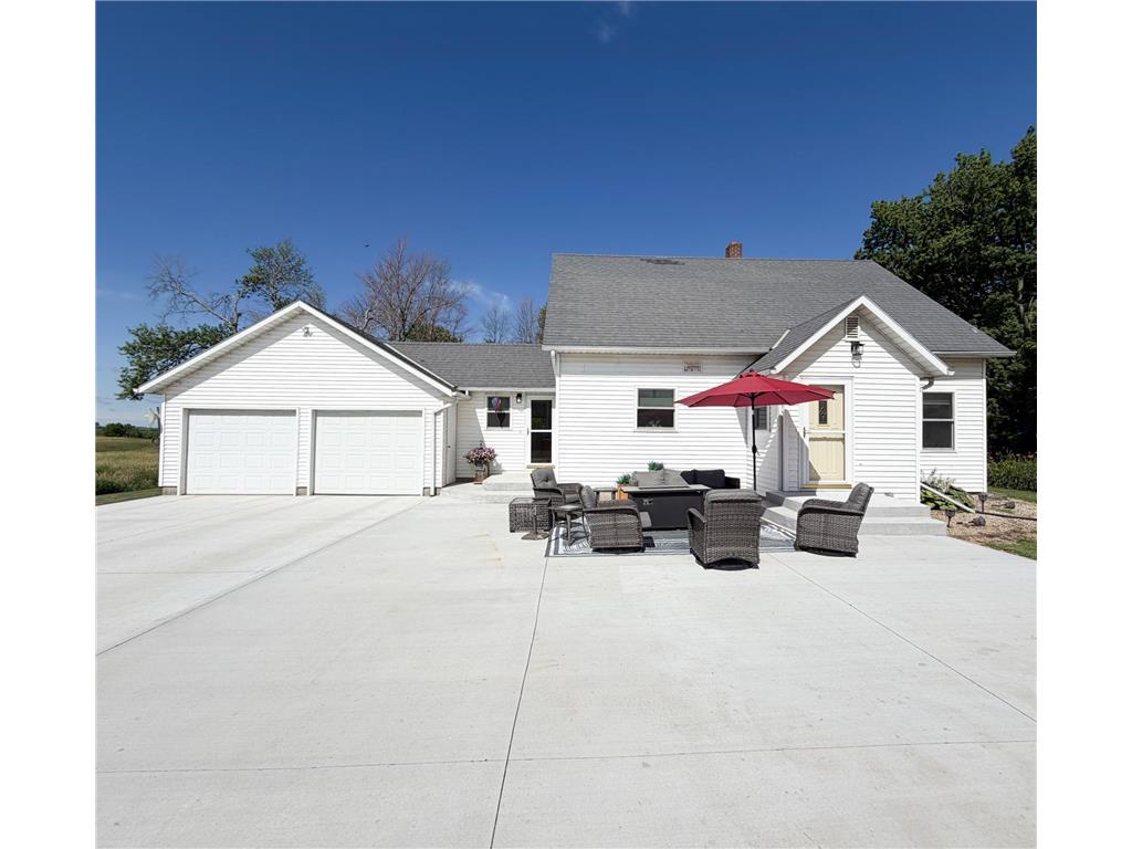 15236 King Avenue Wilmont MN 56185 7094765 image1